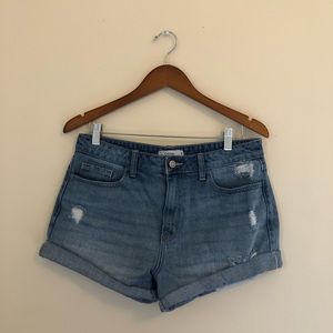 Fashion Nova || Jean shorts
